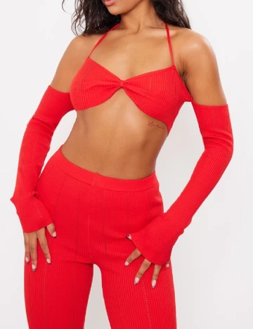 Top PRETTYLITTLETHING, rosu