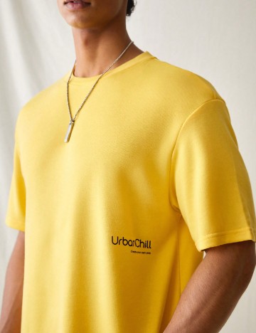 
						Tricou SHEIN, galben