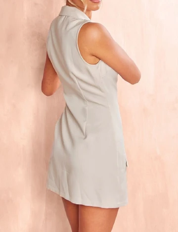 Rochie scurta PRETTYLITTLETHING, gri Gri