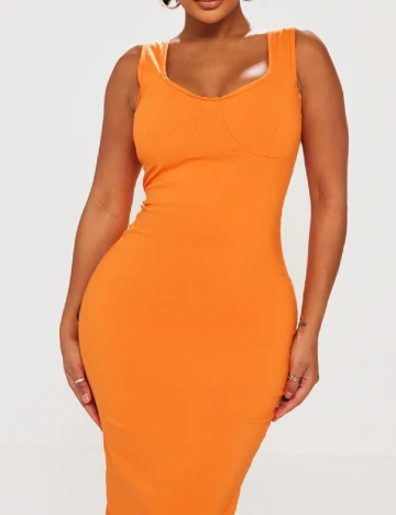 Rochie medie PRETTYLITTLETHING, portocaliu Portocaliu