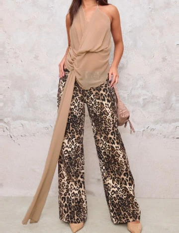 Bluza PRETTYLITTLETHING, maro deschis Maro