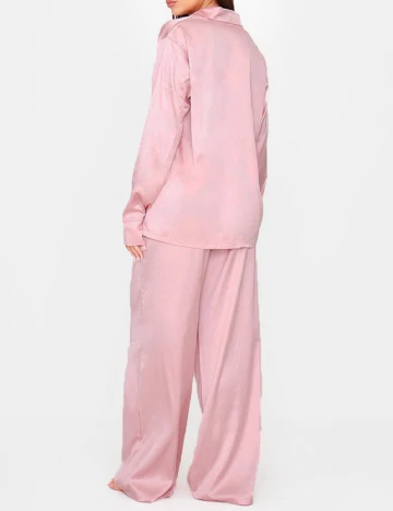 Pijama PRETTYLITTLETHING, roz