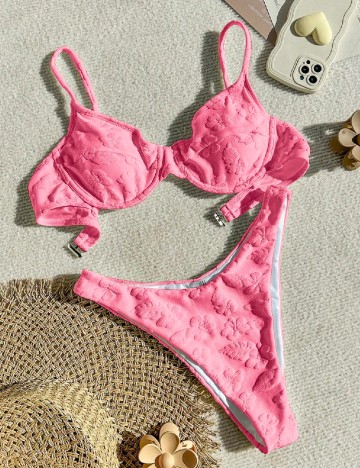 
						Costum de baie SHEIN, roz