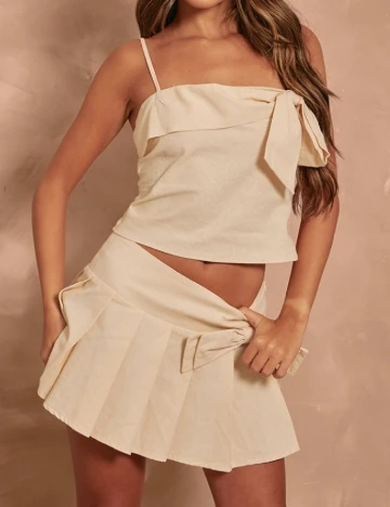 Top PRETTYLITTLETHING, crem Crem