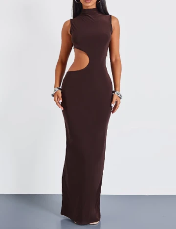 Rochie lunga PRETTYLITTLETHING, maro Maro