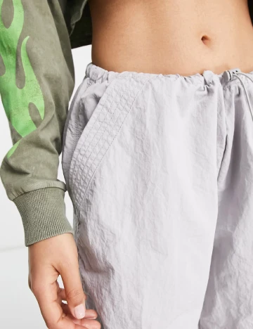 Pantaloni ASOS, gri Gri