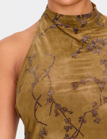 Top PRETTYLITTLETHING, verde Verde