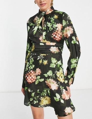
						Rochie scurta ASOS, verde