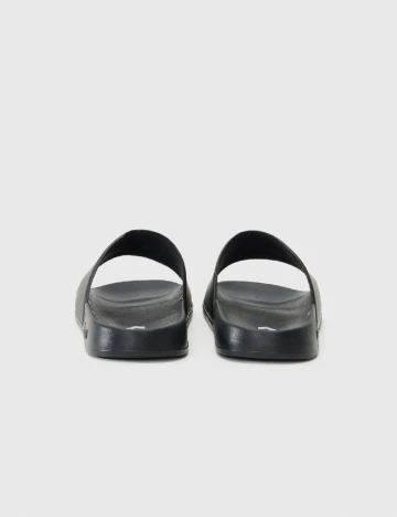 Slapi Hummel, negru Negru