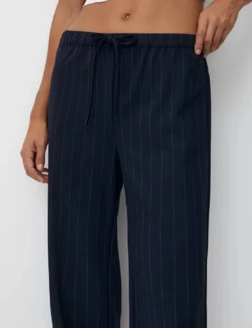 Pantaloni Pull&Bear, bleumarin Albastru