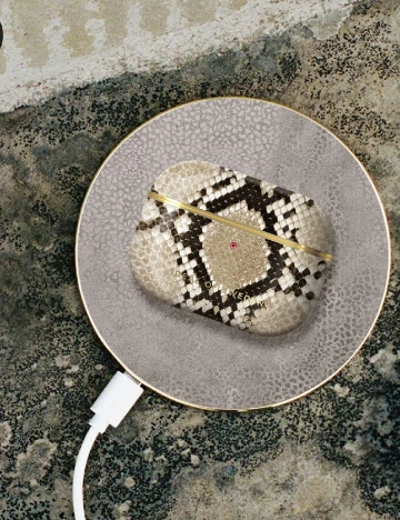 Husa AirPods IDEAL OF SWEDEN, imprimeu sarpe Animal print