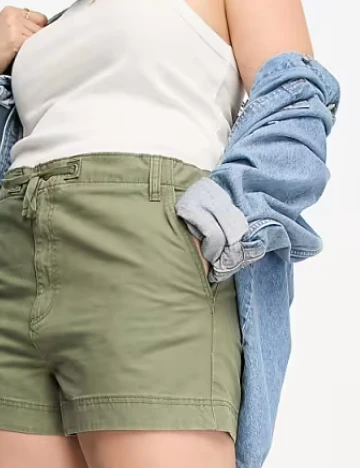 Pantaloni scurti ASOS Curve, verde Verde