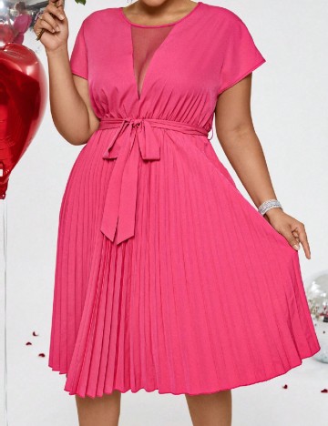 
						Rochie medie SHEIN CURVE, roz