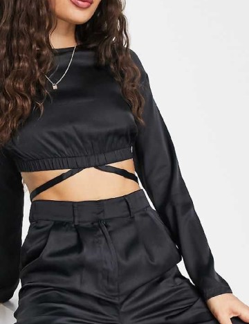 
						Top Noisy May, negru
