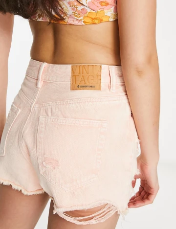 Pantaloni scurti Stradivarius, roz Roz