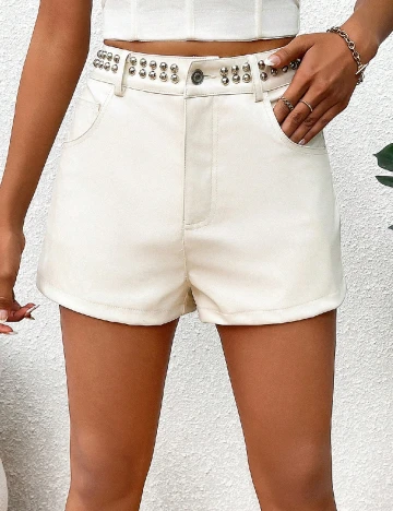 Pantaloni scurti SHEIN, ecru Alb