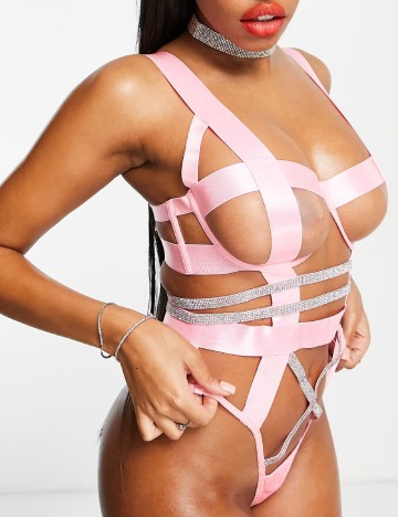 
						Body ASOS, roz