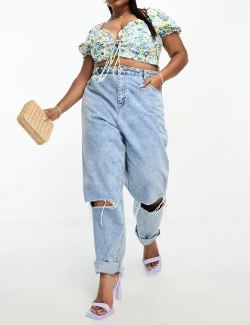 Top the frolic, floral print Floral print