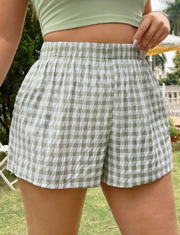 Pantaloni scurti SHEIN CURVE, verde/alb