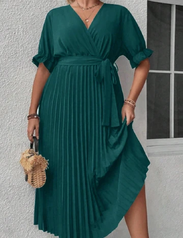 Rochie medie SHEIN CURVE, turcoaz Verde