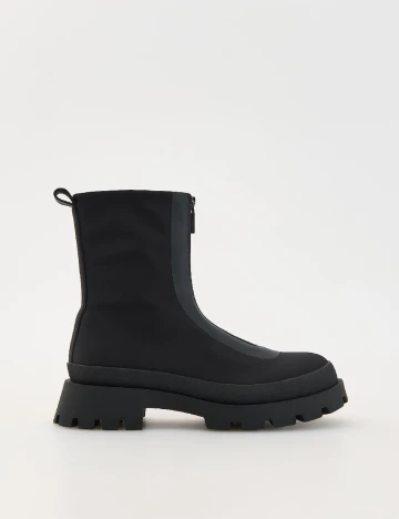 Ghete Reserved, negru Negru