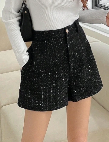 Pantaloni scurti Dazy, negru Negru
