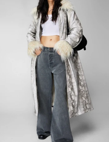 Palton Nasty Gal, imprimeu sarpe