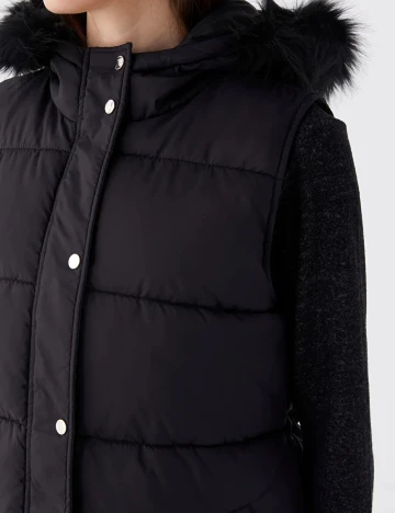 Vesta LC Waikiki, negru Negru