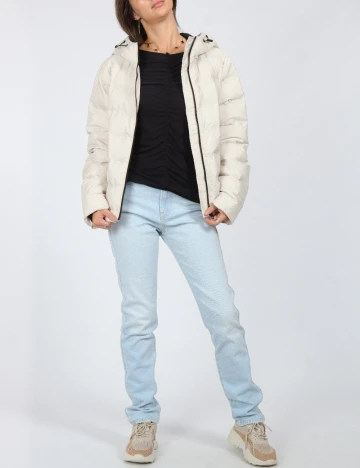 Geaca Vero Moda, crem