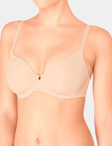 Sutien Triumph, nude