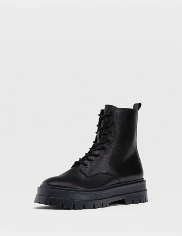 Ghete Stradivarius, negru