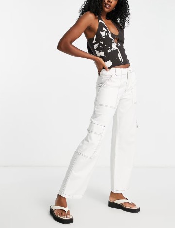 
						Pantaloni ASOS, ecru