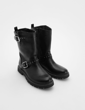 Ghete Reserved, negru