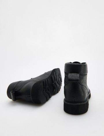 Ghete Reserved, negru