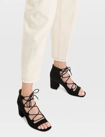 Sandale Stradivarius, negru Negru