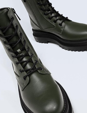 Ghete Stradivarius, verde