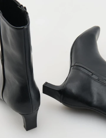 Botine Reserved, negru Negru