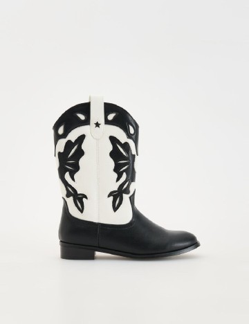 
						Cizme Reserved, negru