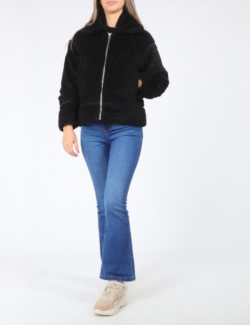 Jacheta Zara, negru