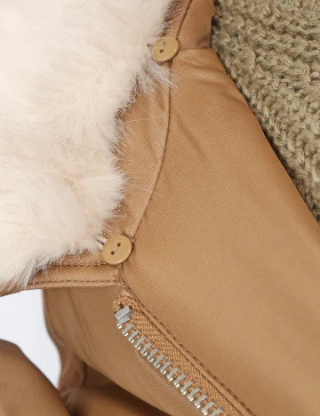 Geaca Oversize Vero Moda, maro