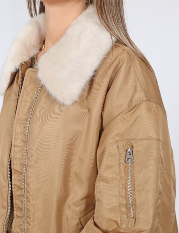 Geaca Oversize Vero Moda, maro