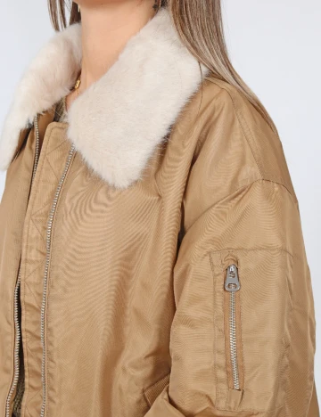 Geaca Oversize Vero Moda, maro