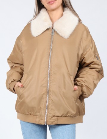 Geaca Oversize Vero Moda, maro