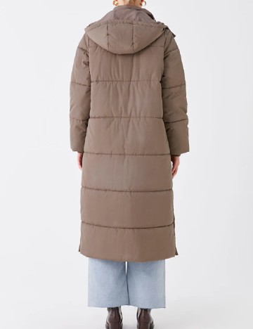 Geaca LC Waikiki, maro