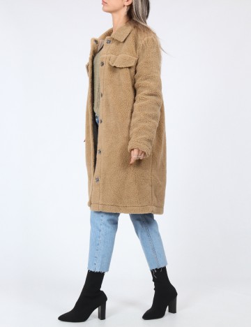 Palton Jacqueline de Yong, maro