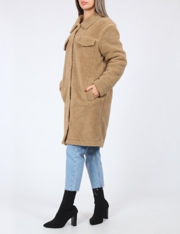 Palton Jacqueline de Yong, maro