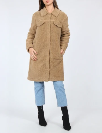 Palton Jacqueline de Yong, maro