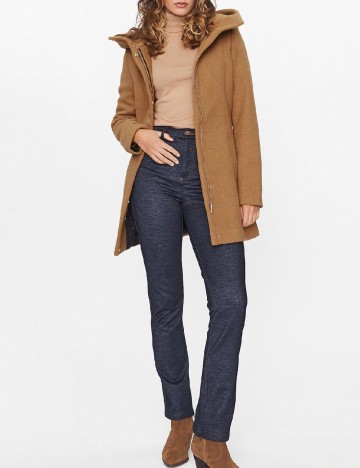 
						Palton Vero Moda, maro