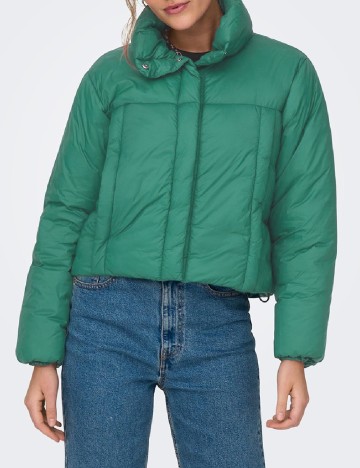 
						Geaca Only, verde