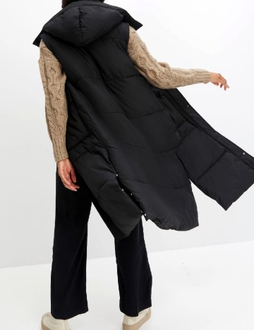 Vesta Bonprix, negru